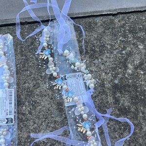 Floral Pearl Hair Accessory with Blue Accents